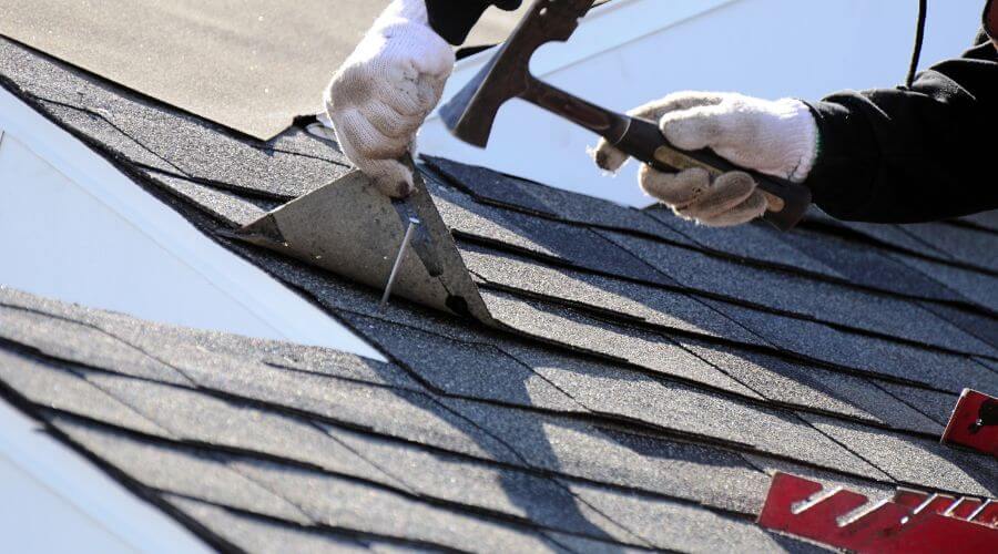 Expert Emergency Roof Repairs services in South Dos Palos, CA